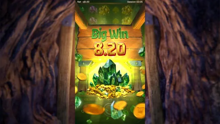 Ảnh màn hình gameplay game Gemstones Gold (slot PG) chơi tại LC79